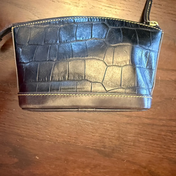 Dooney & Bourke Croc-Embossed Leather cosmetic Pouch Brown - Picture 4 of 15